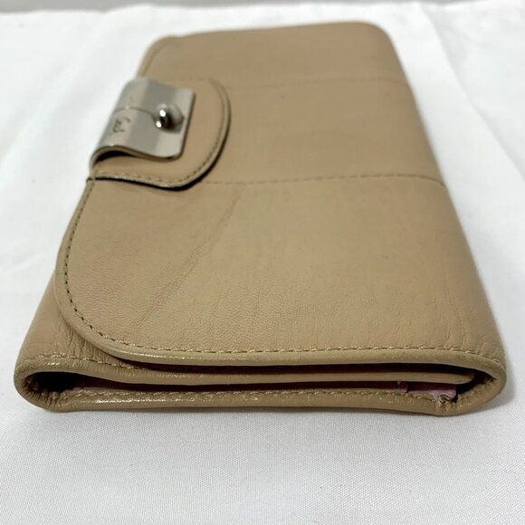 COACH Kristin Beige Leather Credit Card ID Window Trifold Wallet Lavender INT - Picture 5 of 16
